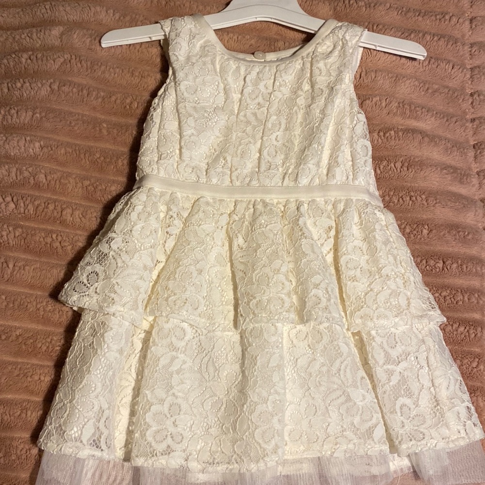 New 12 month old white dress 🤍